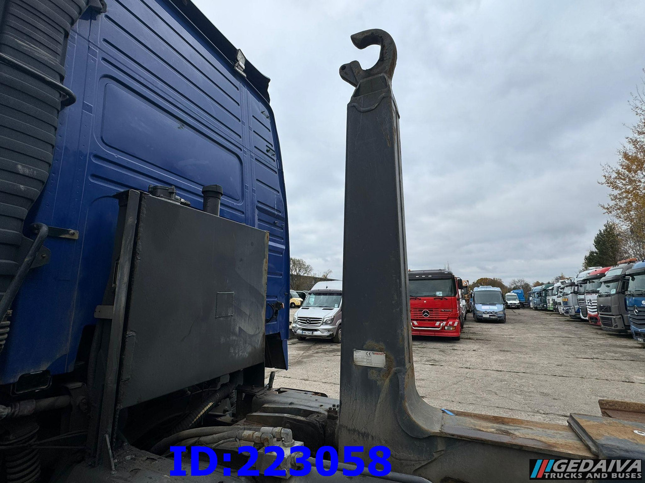 HIAB Multilift XR21S53 - Kukasta dizalica/ Sustav s proklizavajućim upravljanjem: slika HIAB Multilift XR21S53 - Kukasta dizalica/ Sustav s proklizavajućim upravljanjem HIAB Multilift XR21S53 - Kukasta dizalica/ Sustav s proklizavajućim upravljanjem: slika HIAB Multilift XR21S53 - Kukasta dizalica/ Sustav s proklizavajućim upravljanjem