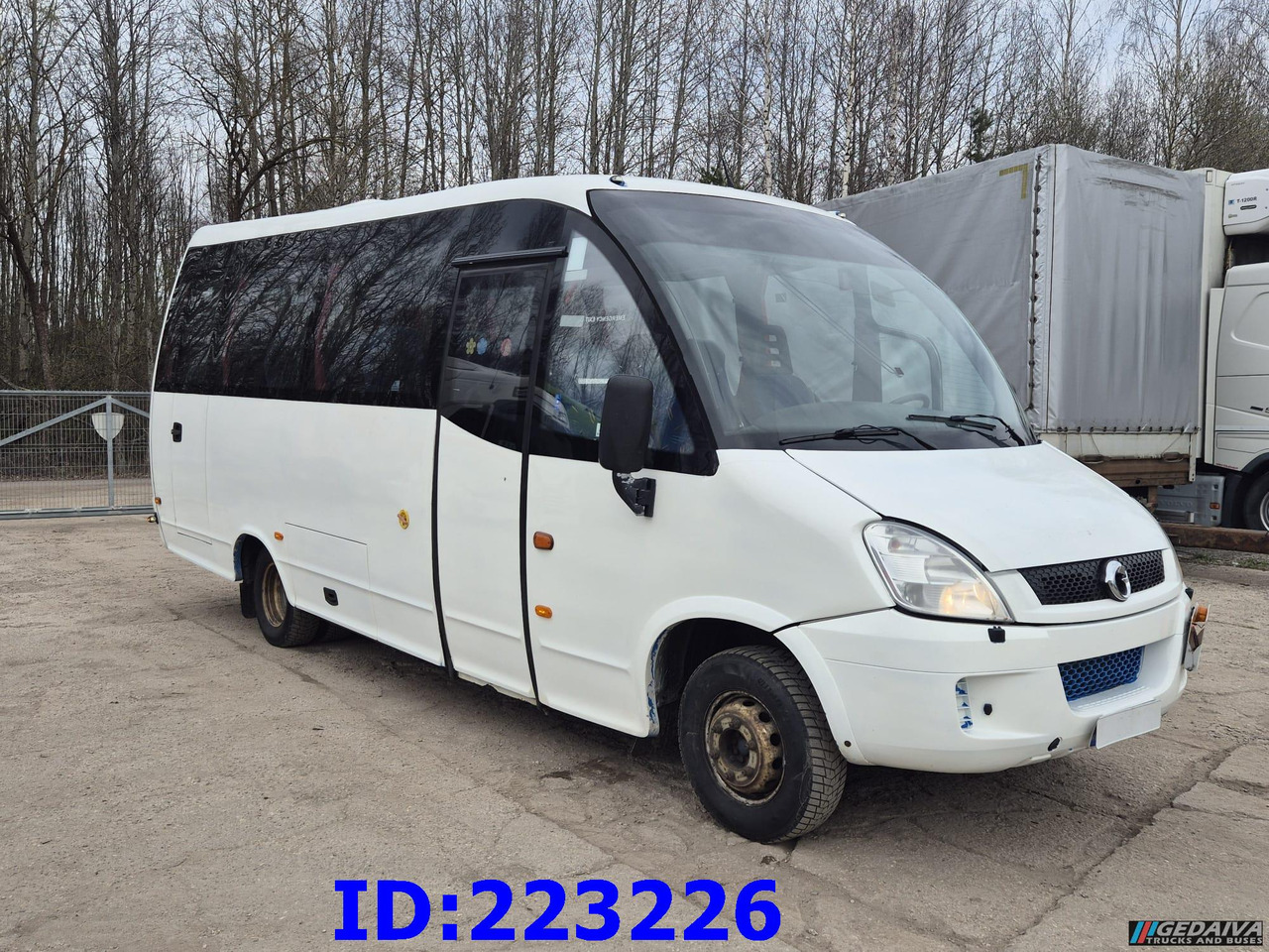 IVECO Daily 70C17A 25-seater Euro5 - Turistički autobus: slika IVECO Daily 70C17A 25-seater Euro5 - Turistički autobus IVECO Daily 70C17A 25-seater Euro5 - Turistički autobus: slika IVECO Daily 70C17A 25-seater Euro5 - Turistički autobus