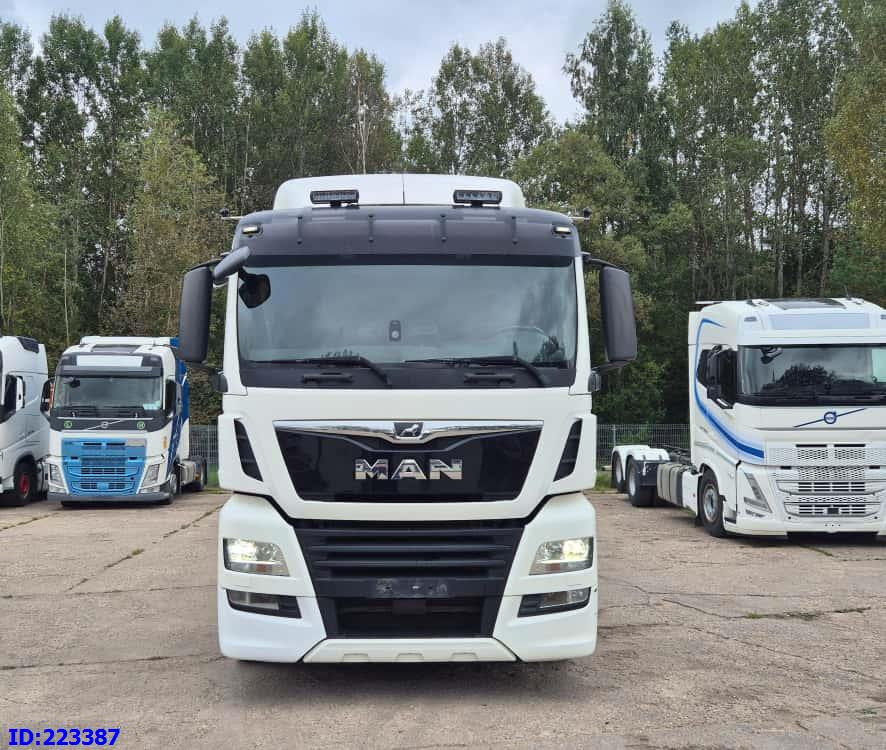 MAN TGX 26.510 WB 5900 6X2 Steering axle - Kamion-šasija: slika MAN TGX 26.510 WB 5900 6X2 Steering axle - Kamion-šasija MAN TGX 26.510 WB 5900 6X2 Steering axle - Kamion-šasija: slika MAN TGX 26.510 WB 5900 6X2 Steering axle - Kamion-šasija