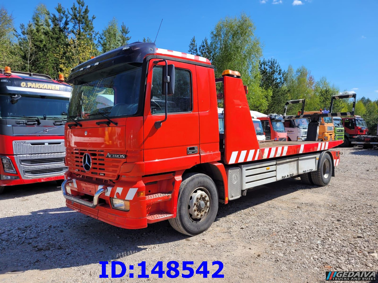 MERCEDES-BENZ Actros 1831 4x2 - Kamion za vuču: slika MERCEDES-BENZ Actros 1831 4x2 - Kamion za vuču MERCEDES-BENZ Actros 1831 4x2 - Kamion za vuču: slika MERCEDES-BENZ Actros 1831 4x2 - Kamion za vuču