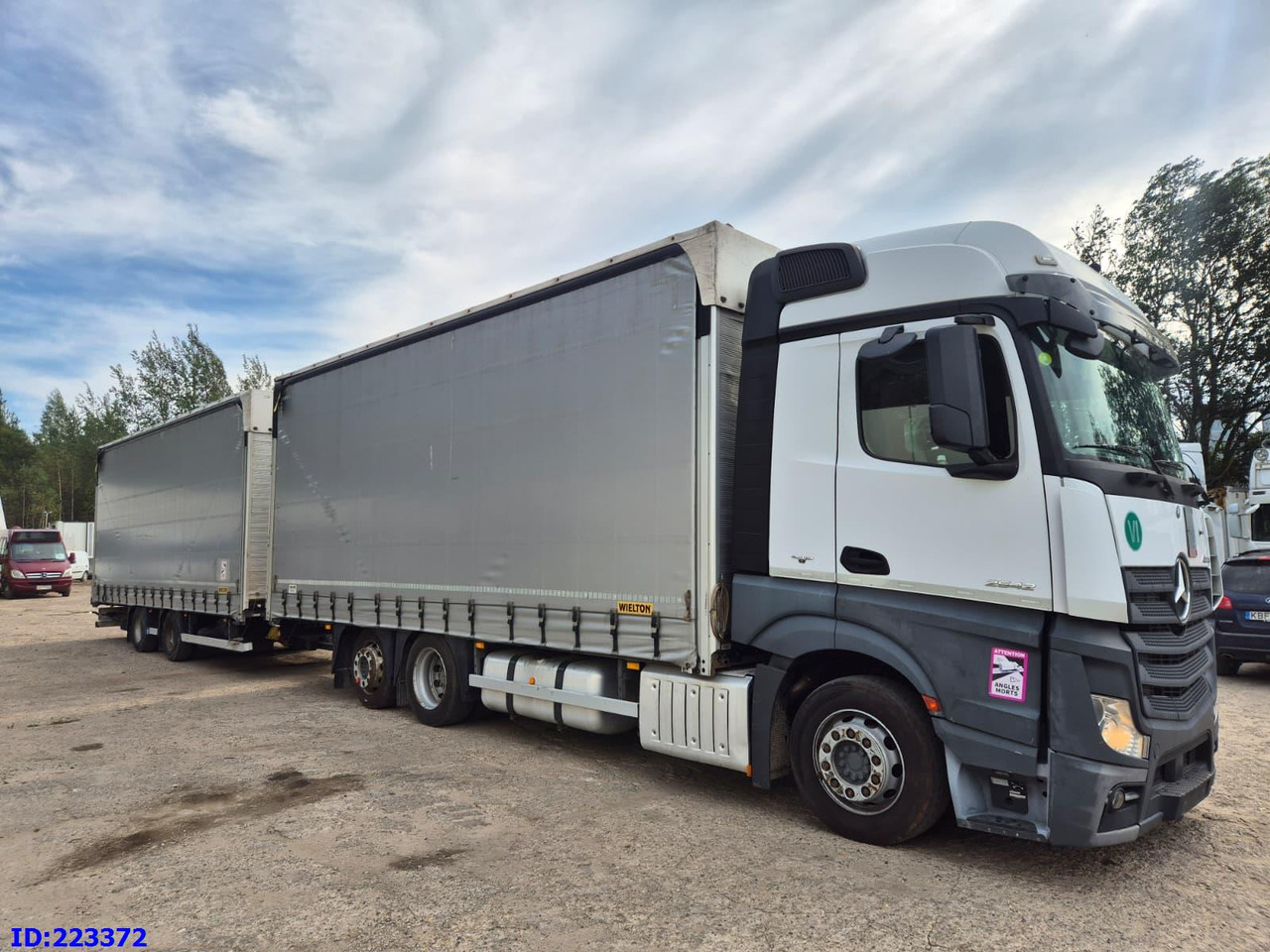 MERCEDES-BENZ Actros 2542 6x2 Euro6 + Wielton trailer - Kamion s ceradom: slika MERCEDES-BENZ Actros 2542 6x2 Euro6 + Wielton trailer - Kamion s ceradom MERCEDES-BENZ Actros 2542 6x2 Euro6 + Wielton trailer - Kamion s ceradom: slika MERCEDES-BENZ Actros 2542 6x2 Euro6 + Wielton trailer - Kamion s ceradom