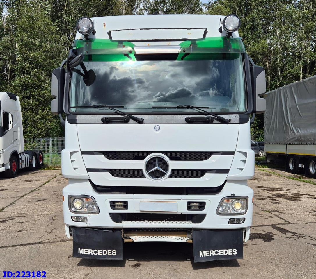 MERCEDES-BENZ Actros 2551 8x2 V8 Retarder - Kamion s kukastom dizalicom: slika MERCEDES-BENZ Actros 2551 8x2 V8 Retarder - Kamion s kukastom dizalicom MERCEDES-BENZ Actros 2551 8x2 V8 Retarder - Kamion s kukastom dizalicom: slika MERCEDES-BENZ Actros 2551 8x2 V8 Retarder - Kamion s kukastom dizalicom