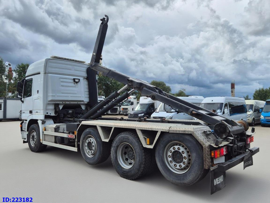 MERCEDES-BENZ Actros 2551 8x2 V8 Retarder - Kamion s kukastom dizalicom: slika MERCEDES-BENZ Actros 2551 8x2 V8 Retarder - Kamion s kukastom dizalicom MERCEDES-BENZ Actros 2551 8x2 V8 Retarder - Kamion s kukastom dizalicom: slika MERCEDES-BENZ Actros 2551 8x2 V8 Retarder - Kamion s kukastom dizalicom