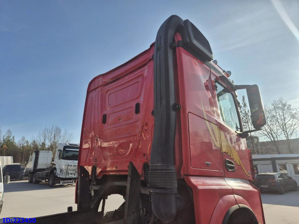MERCEDES-BENZ Arocs 4163 8x4 FULL STEEL (Engine defect) - Kamion-šasija: slika MERCEDES-BENZ Arocs 4163 8x4 FULL STEEL (Engine defect) - Kamion-šasija MERCEDES-BENZ Arocs 4163 8x4 FULL STEEL (Engine defect) - Kamion-šasija: slika MERCEDES-BENZ Arocs 4163 8x4 FULL STEEL (Engine defect) - Kamion-šasija