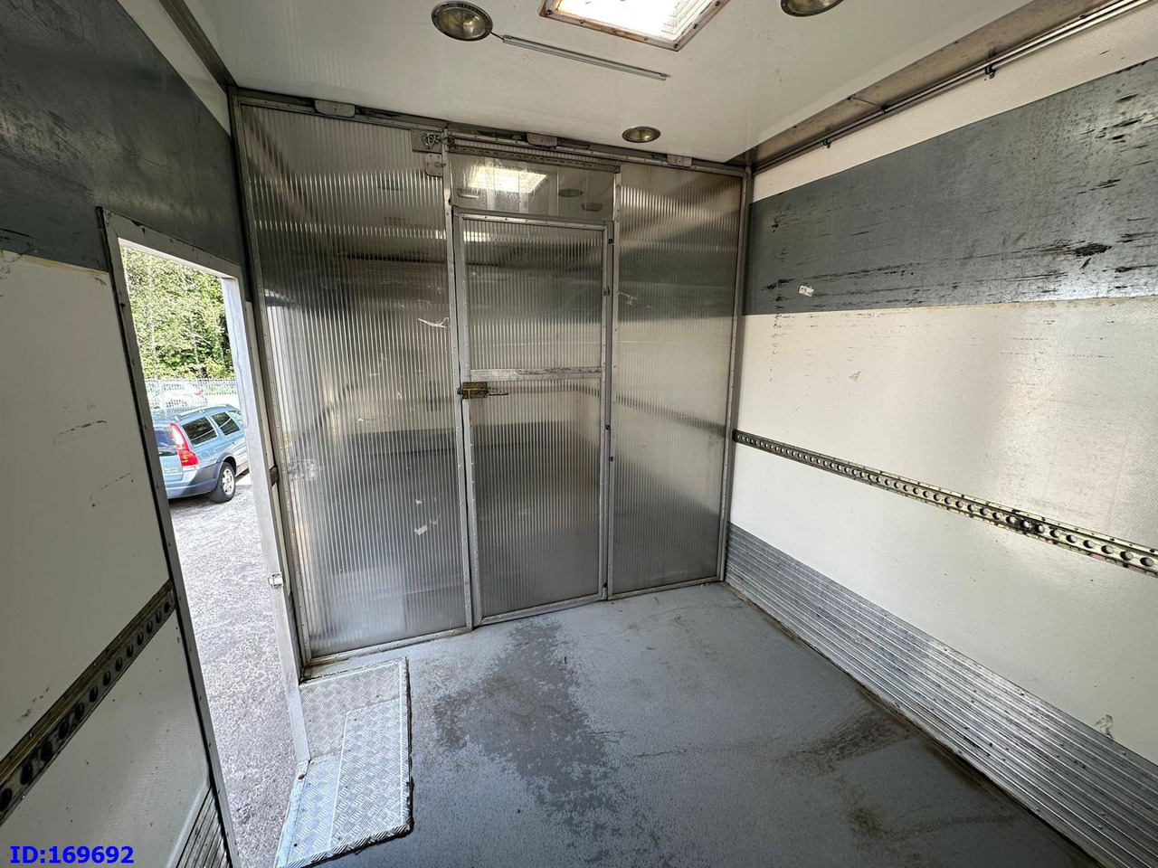 Kamion hladnjača MERCEDES-BENZ Atego 1218 - Euro5: slika Kamion hladnjača MERCEDES-BENZ Atego 1218 - Euro5 Kamion hladnjača MERCEDES-BENZ Atego 1218 - Euro5: slika Kamion hladnjača MERCEDES-BENZ Atego 1218 - Euro5