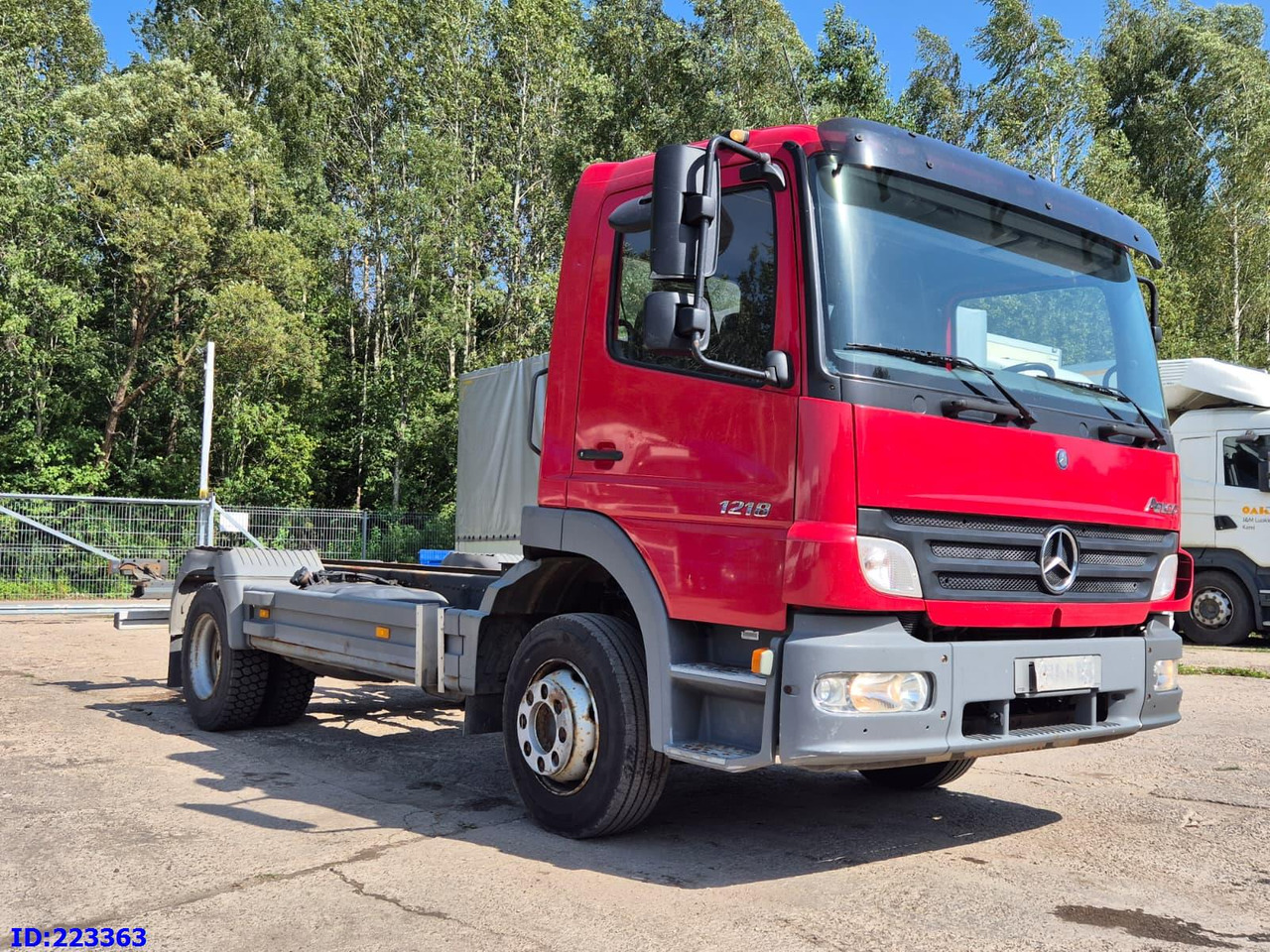 MERCEDES-BENZ Atego 1218 - Full steel - Manual (3 seats) - Kamion-šasija: slika MERCEDES-BENZ Atego 1218 - Full steel - Manual (3 seats) - Kamion-šasija MERCEDES-BENZ Atego 1218 - Full steel - Manual (3 seats) - Kamion-šasija: slika MERCEDES-BENZ Atego 1218 - Full steel - Manual (3 seats) - Kamion-šasija