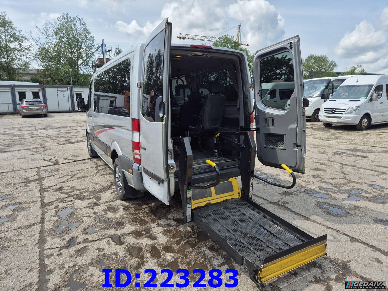 Turistički autobus MERCEDES-BENZ Sprinter 313 - Kasten VIP -Euro5: slika Turistički autobus MERCEDES-BENZ Sprinter 313 - Kasten VIP -Euro5