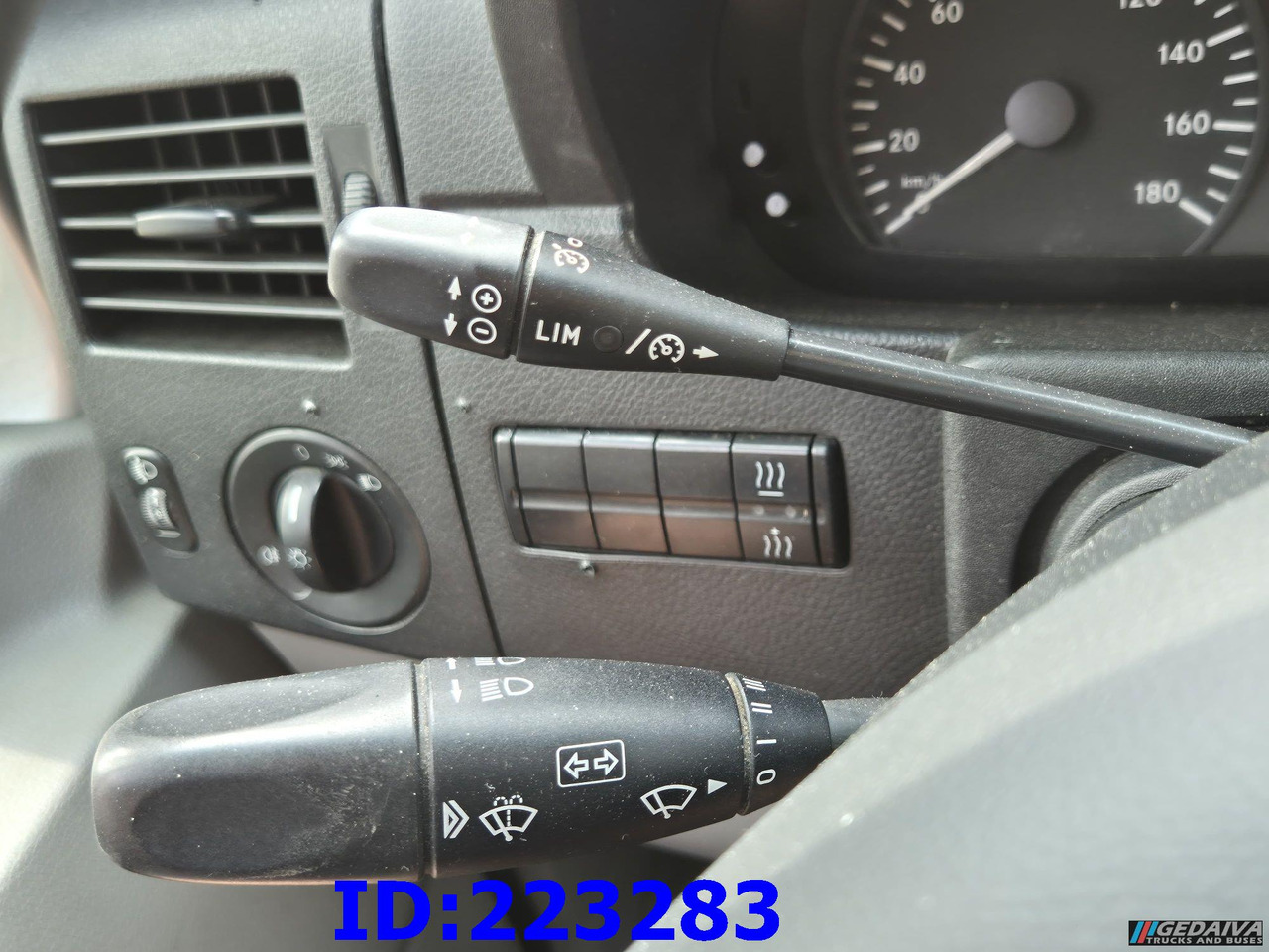 Turistički autobus MERCEDES-BENZ Sprinter 313 - Kasten VIP -Euro5: slika Turistički autobus MERCEDES-BENZ Sprinter 313 - Kasten VIP -Euro5