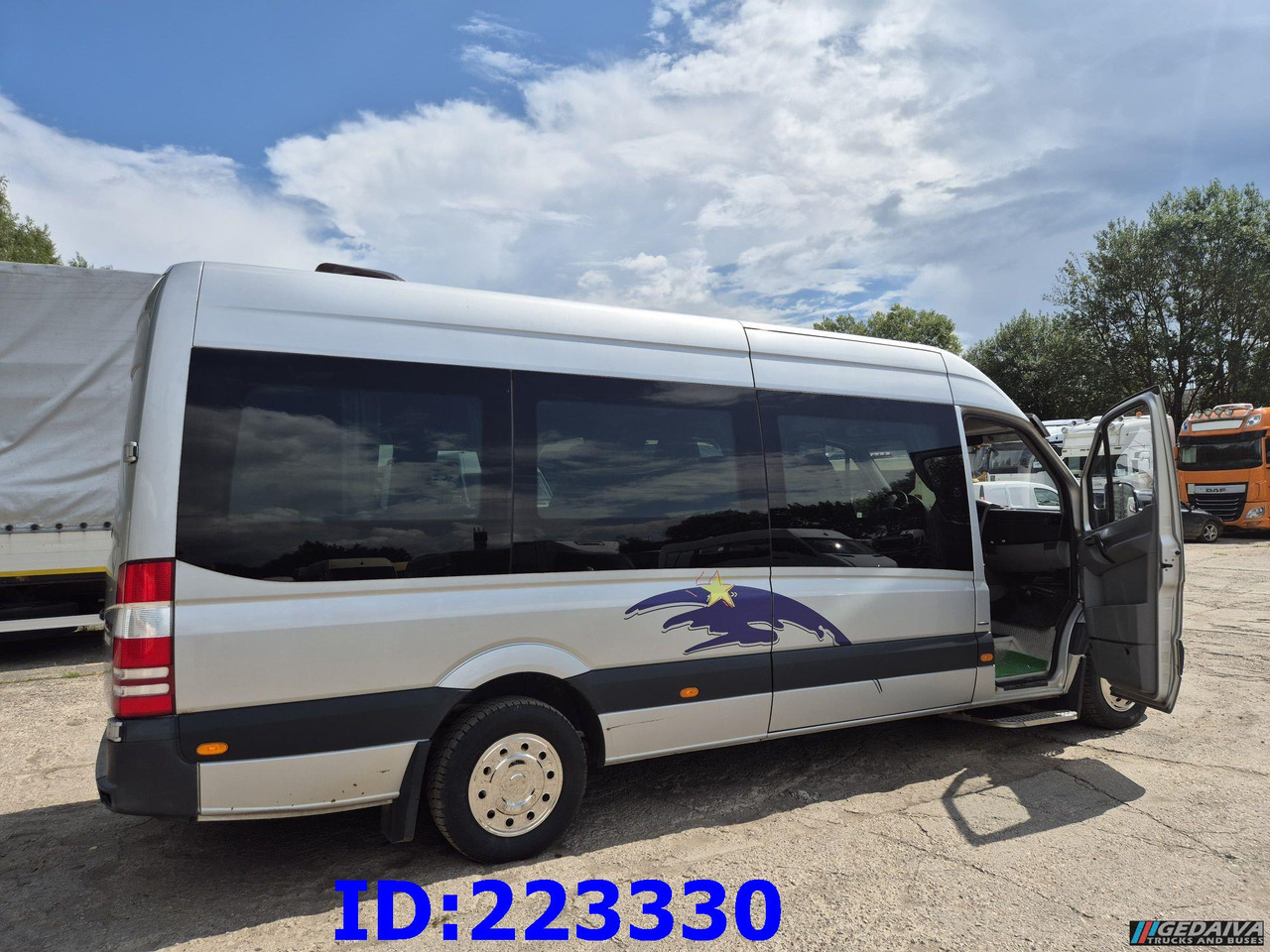 MERCEDES-BENZ Sprinter 313 VIP 14Place Euro5 - Turistički autobus: slika MERCEDES-BENZ Sprinter 313 VIP 14Place Euro5 - Turistički autobus MERCEDES-BENZ Sprinter 313 VIP 14Place Euro5 - Turistički autobus: slika MERCEDES-BENZ Sprinter 313 VIP 14Place Euro5 - Turistički autobus