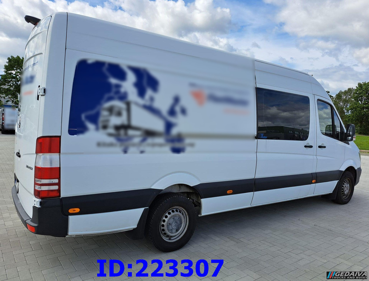 MERCEDES-BENZ Sprinter 316 Euro6 - Dostavno vozilo s dvostrukom kabinom: slika MERCEDES-BENZ Sprinter 316 Euro6 - Dostavno vozilo s dvostrukom kabinom MERCEDES-BENZ Sprinter 316 Euro6 - Dostavno vozilo s dvostrukom kabinom: slika MERCEDES-BENZ Sprinter 316 Euro6 - Dostavno vozilo s dvostrukom kabinom