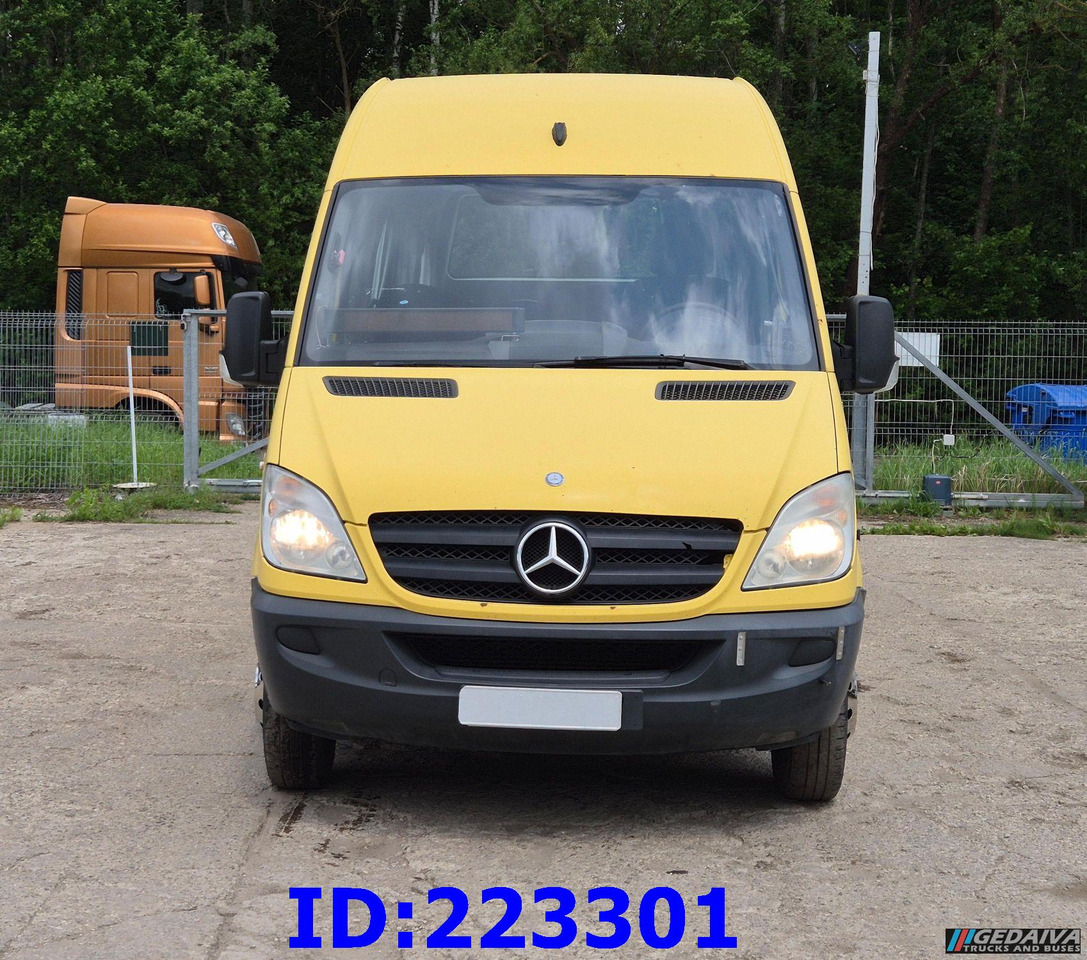 MERCEDES-BENZ Sprinter 515 TRANSFER 23 PLACES - Turistički autobus: slika MERCEDES-BENZ Sprinter 515 TRANSFER 23 PLACES - Turistički autobus MERCEDES-BENZ Sprinter 515 TRANSFER 23 PLACES - Turistički autobus: slika MERCEDES-BENZ Sprinter 515 TRANSFER 23 PLACES - Turistički autobus