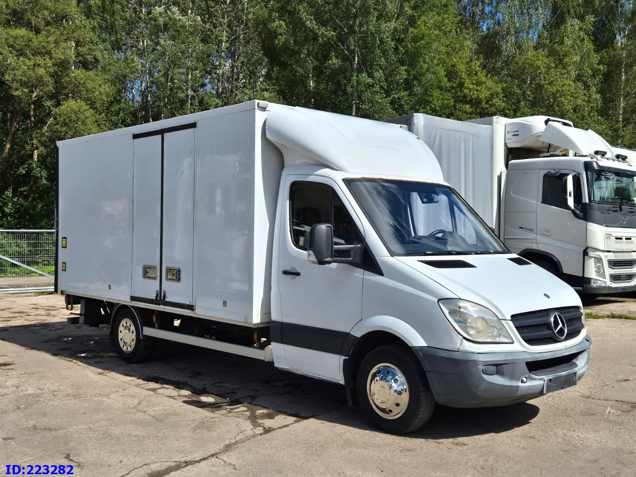MERCEDES-BENZ Sprinter 516 SUPER - Dostavno vozilo sa zatvorenim sandukom: slika MERCEDES-BENZ Sprinter 516 SUPER - Dostavno vozilo sa zatvorenim sandukom MERCEDES-BENZ Sprinter 516 SUPER - Dostavno vozilo sa zatvorenim sandukom: slika MERCEDES-BENZ Sprinter 516 SUPER - Dostavno vozilo sa zatvorenim sandukom