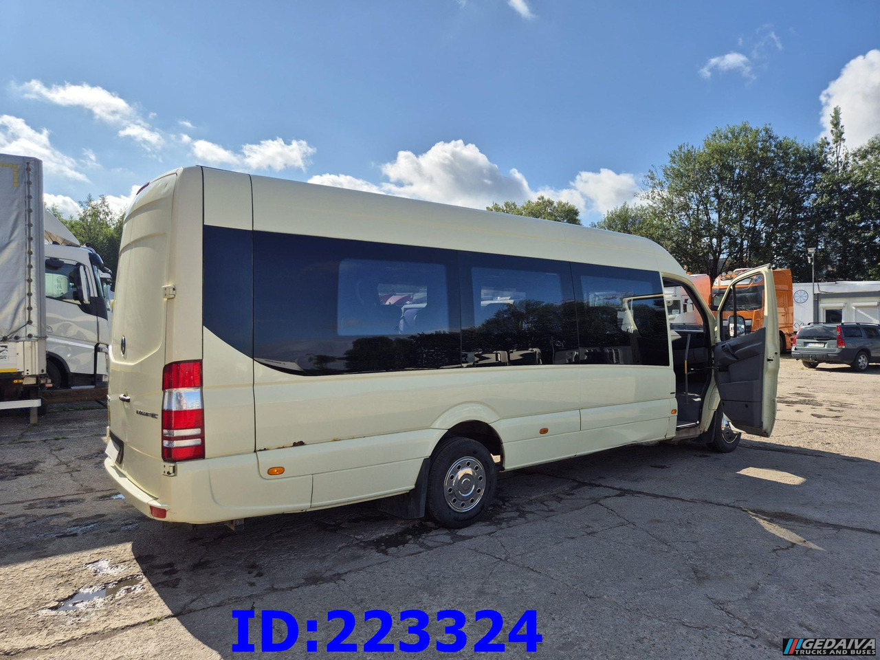 MERCEDES-BENZ Sprinter 516 XXL 20 place Euro6 - Turistički autobus: slika MERCEDES-BENZ Sprinter 516 XXL 20 place Euro6 - Turistički autobus MERCEDES-BENZ Sprinter 516 XXL 20 place Euro6 - Turistički autobus: slika MERCEDES-BENZ Sprinter 516 XXL 20 place Euro6 - Turistički autobus