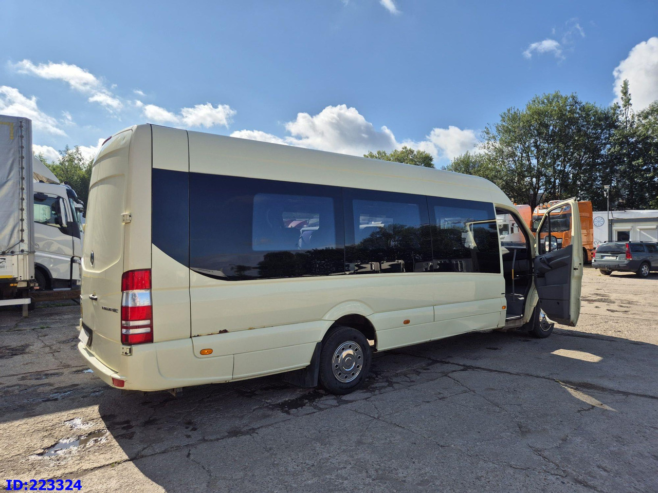 MERCEDES-BENZ Sprinter 516 XXL 20 place Euro6 - Turistički autobus: slika MERCEDES-BENZ Sprinter 516 XXL 20 place Euro6 - Turistički autobus MERCEDES-BENZ Sprinter 516 XXL 20 place Euro6 - Turistički autobus: slika MERCEDES-BENZ Sprinter 516 XXL 20 place Euro6 - Turistički autobus