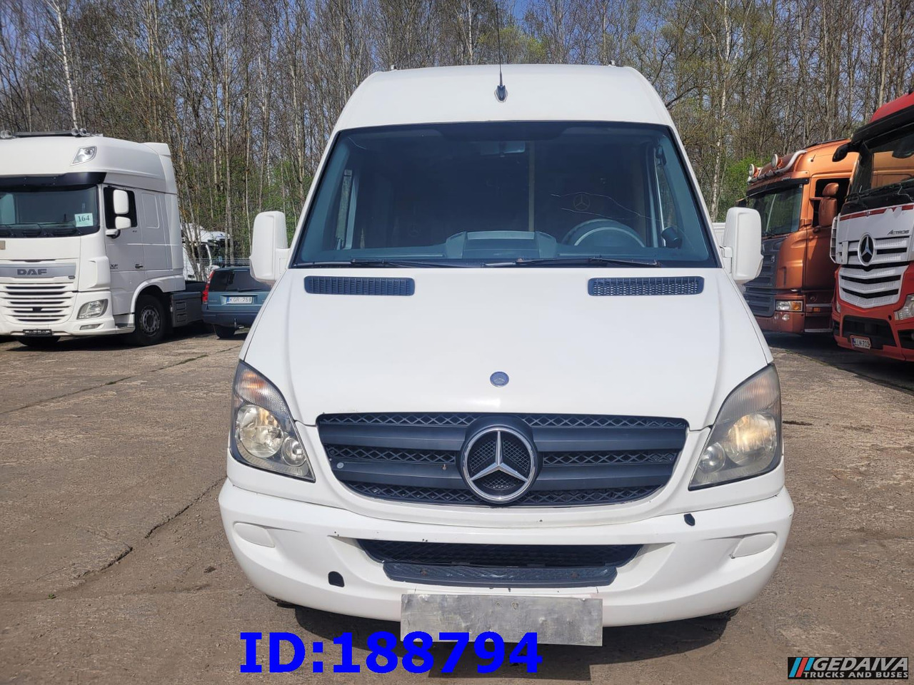 MERCEDES-BENZ Sprinter 518 - Kasten VIP - 20 Seater - Turistički autobus: slika MERCEDES-BENZ Sprinter 518 - Kasten VIP - 20 Seater - Turistički autobus MERCEDES-BENZ Sprinter 518 - Kasten VIP - 20 Seater - Turistički autobus: slika MERCEDES-BENZ Sprinter 518 - Kasten VIP - 20 Seater - Turistički autobus