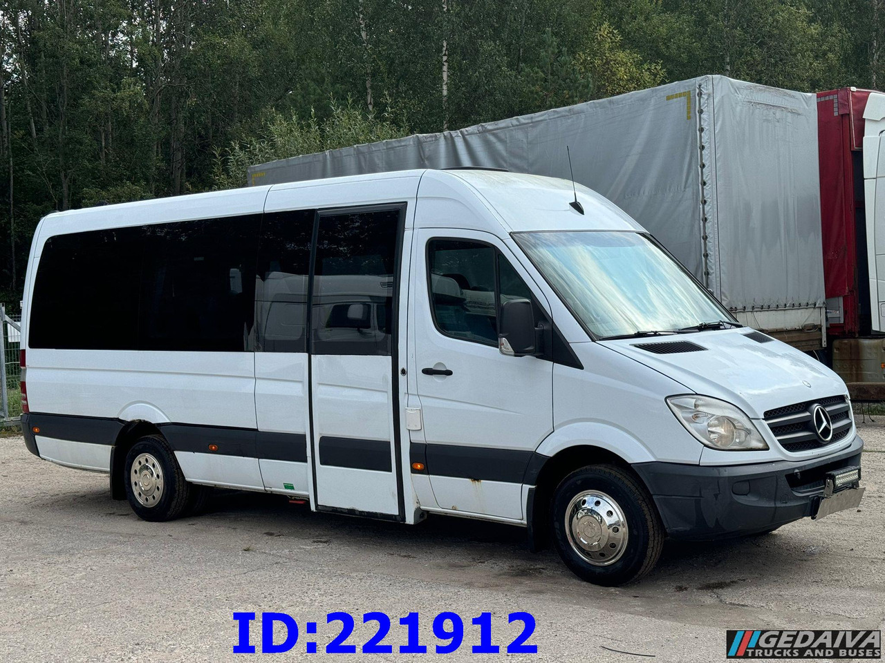 MERCEDES-BENZ Sprinter 518 VIP 17-Place - Turistički autobus: slika MERCEDES-BENZ Sprinter 518 VIP 17-Place - Turistički autobus MERCEDES-BENZ Sprinter 518 VIP 17-Place - Turistički autobus: slika MERCEDES-BENZ Sprinter 518 VIP 17-Place - Turistički autobus
