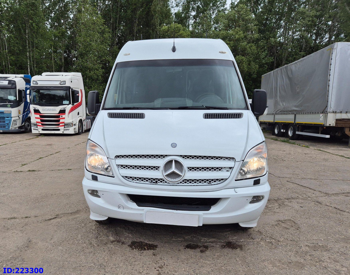 MERCEDES-BENZ Sprinter 518 VIP - 17 Seater - Minibus, Putnički kombi: slika MERCEDES-BENZ Sprinter 518 VIP - 17 Seater - Minibus, Putnički kombi MERCEDES-BENZ Sprinter 518 VIP - 17 Seater - Minibus, Putnički kombi: slika MERCEDES-BENZ Sprinter 518 VIP - 17 Seater - Minibus, Putnički kombi