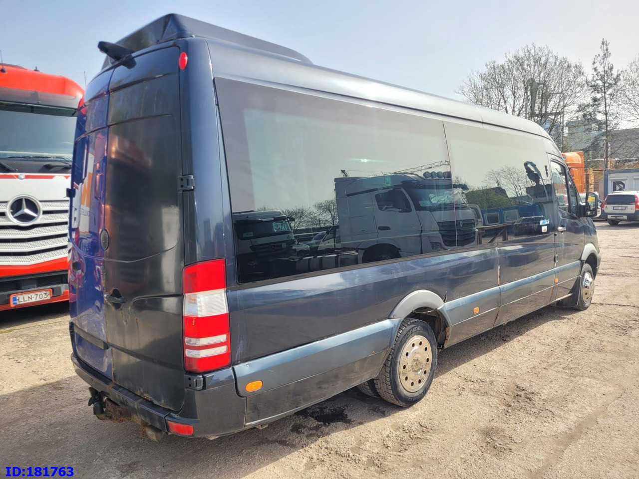 MERCEDES-BENZ Sprinter 518 - VIP - 17 Seater - Turistički autobus: slika MERCEDES-BENZ Sprinter 518 - VIP - 17 Seater - Turistički autobus MERCEDES-BENZ Sprinter 518 - VIP - 17 Seater - Turistički autobus: slika MERCEDES-BENZ Sprinter 518 - VIP - 17 Seater - Turistički autobus