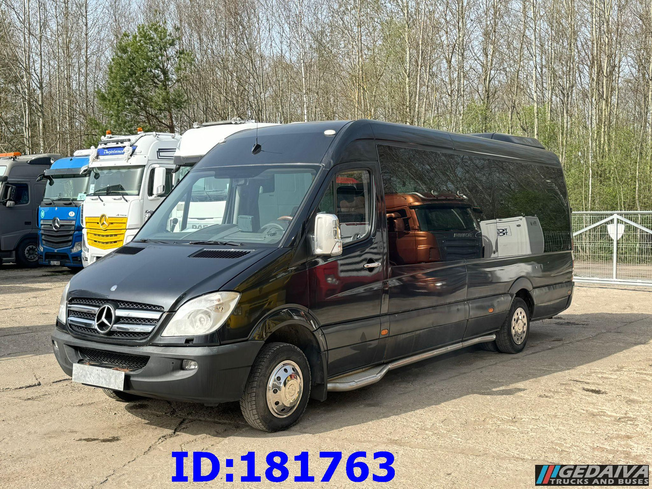 MERCEDES-BENZ Sprinter 518 - VIP - 17 Seater - Turistički autobus: slika MERCEDES-BENZ Sprinter 518 - VIP - 17 Seater - Turistički autobus MERCEDES-BENZ Sprinter 518 - VIP - 17 Seater - Turistički autobus: slika MERCEDES-BENZ Sprinter 518 - VIP - 17 Seater - Turistički autobus