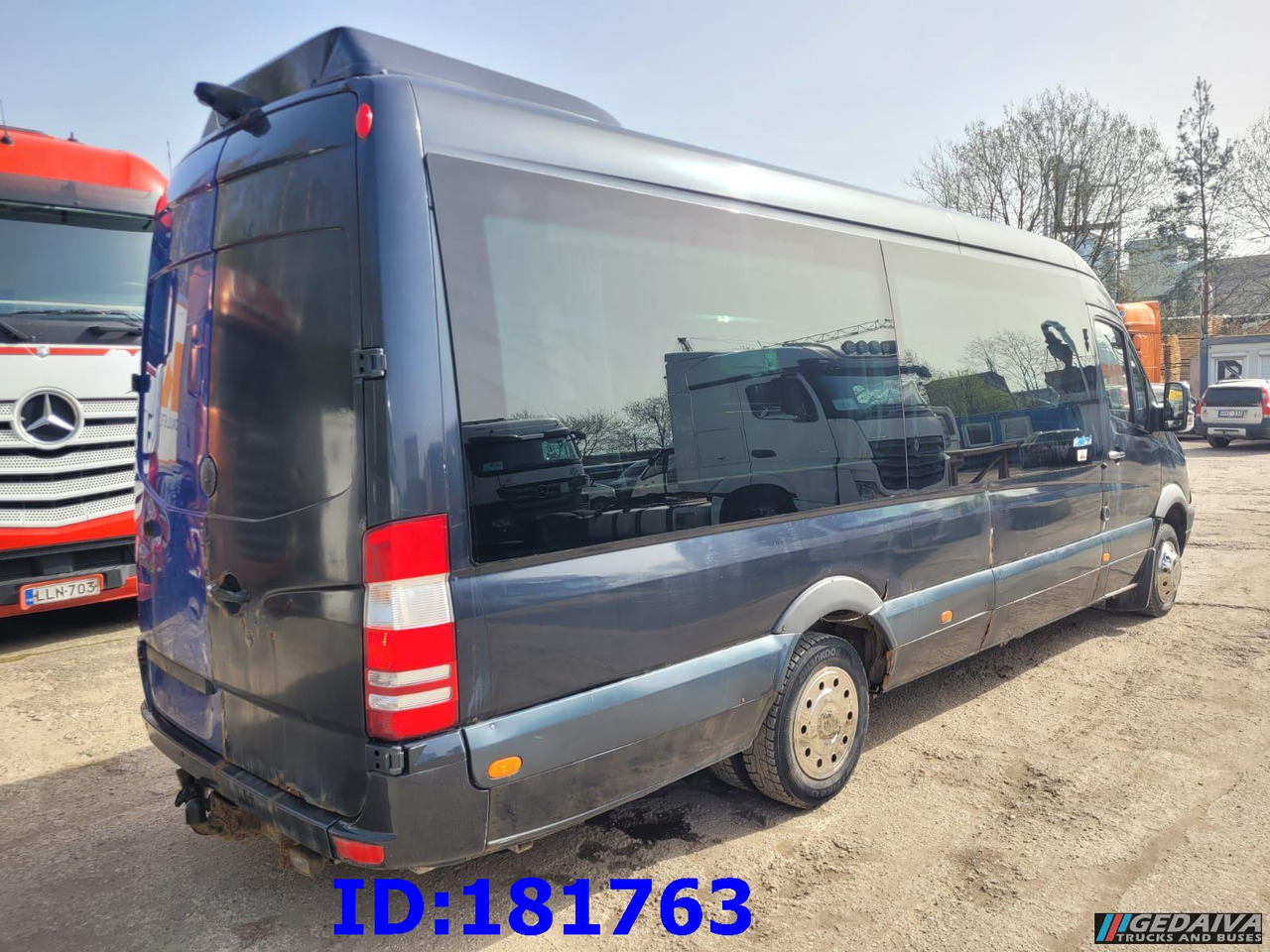 MERCEDES-BENZ Sprinter 518 - VIP - 17 Seater - Turistički autobus: slika MERCEDES-BENZ Sprinter 518 - VIP - 17 Seater - Turistički autobus MERCEDES-BENZ Sprinter 518 - VIP - 17 Seater - Turistički autobus: slika MERCEDES-BENZ Sprinter 518 - VIP - 17 Seater - Turistički autobus
