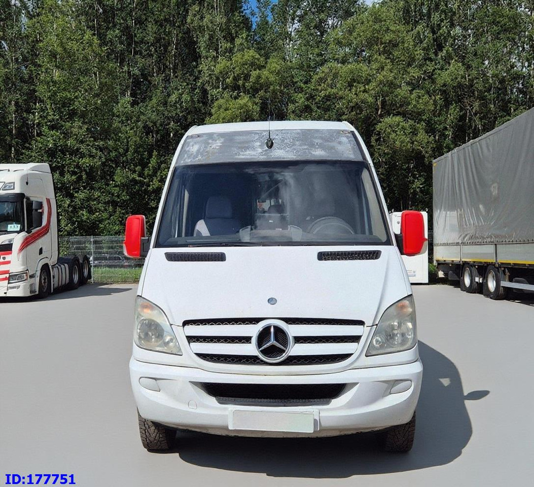 MERCEDES-BENZ Sprinter 518 - VIP - 17-seater - Minibus, Putnički kombi: slika MERCEDES-BENZ Sprinter 518 - VIP - 17-seater - Minibus, Putnički kombi MERCEDES-BENZ Sprinter 518 - VIP - 17-seater - Minibus, Putnički kombi: slika MERCEDES-BENZ Sprinter 518 - VIP - 17-seater - Minibus, Putnički kombi