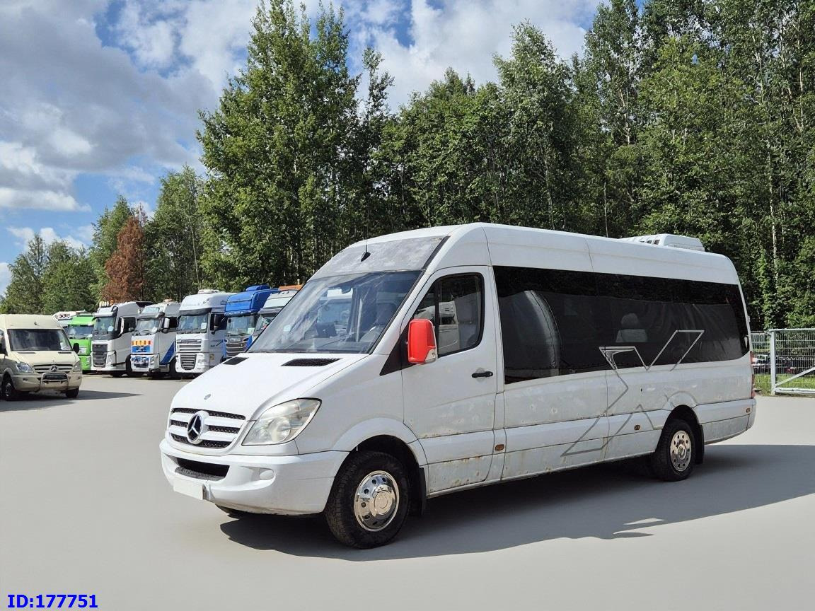 MERCEDES-BENZ Sprinter 518 - VIP - 17-seater - Minibus, Putnički kombi: slika MERCEDES-BENZ Sprinter 518 - VIP - 17-seater - Minibus, Putnički kombi MERCEDES-BENZ Sprinter 518 - VIP - 17-seater - Minibus, Putnički kombi: slika MERCEDES-BENZ Sprinter 518 - VIP - 17-seater - Minibus, Putnički kombi