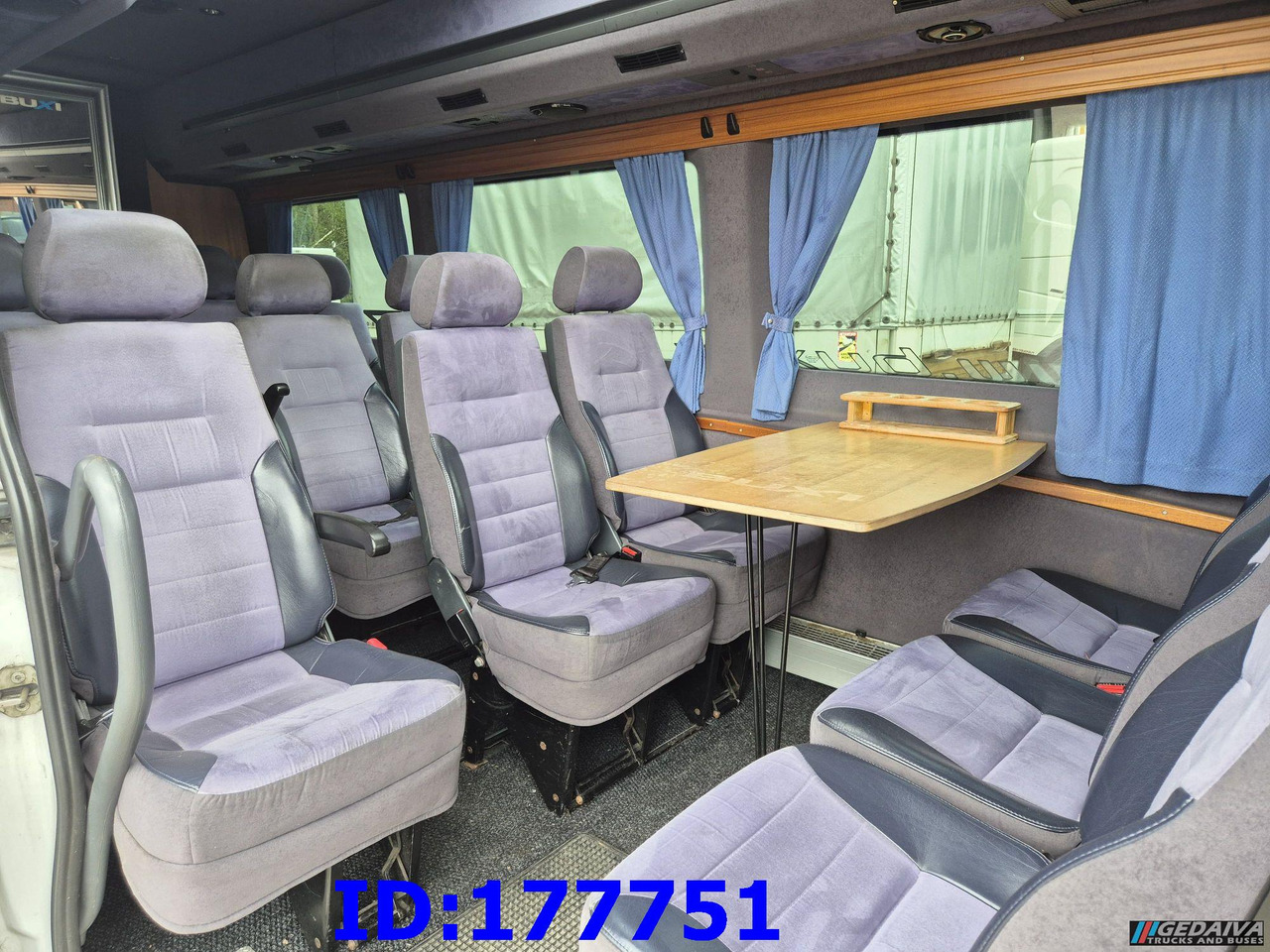 MERCEDES-BENZ Sprinter 518 - VIP - 17-seater - Turistički autobus: slika MERCEDES-BENZ Sprinter 518 - VIP - 17-seater - Turistički autobus MERCEDES-BENZ Sprinter 518 - VIP - 17-seater - Turistički autobus: slika MERCEDES-BENZ Sprinter 518 - VIP - 17-seater - Turistički autobus