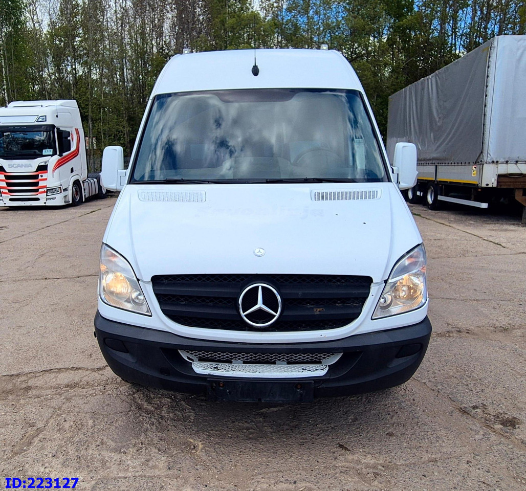 MERCEDES-BENZ Sprinter 518 - VIP -19 Seater - Turistički autobus: slika MERCEDES-BENZ Sprinter 518 - VIP -19 Seater - Turistički autobus MERCEDES-BENZ Sprinter 518 - VIP -19 Seater - Turistički autobus: slika MERCEDES-BENZ Sprinter 518 - VIP -19 Seater - Turistički autobus