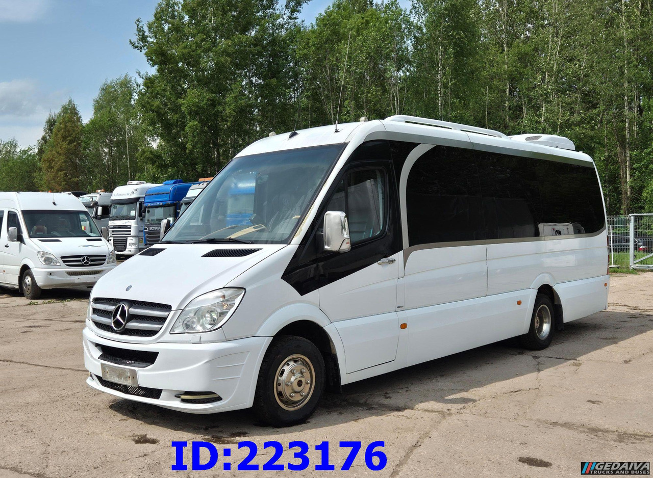 MERCEDES-BENZ Sprinter 519 VIP Luxury - Minibus, Putnički kombi: slika MERCEDES-BENZ Sprinter 519 VIP Luxury - Minibus, Putnički kombi MERCEDES-BENZ Sprinter 519 VIP Luxury - Minibus, Putnički kombi: slika MERCEDES-BENZ Sprinter 519 VIP Luxury - Minibus, Putnički kombi