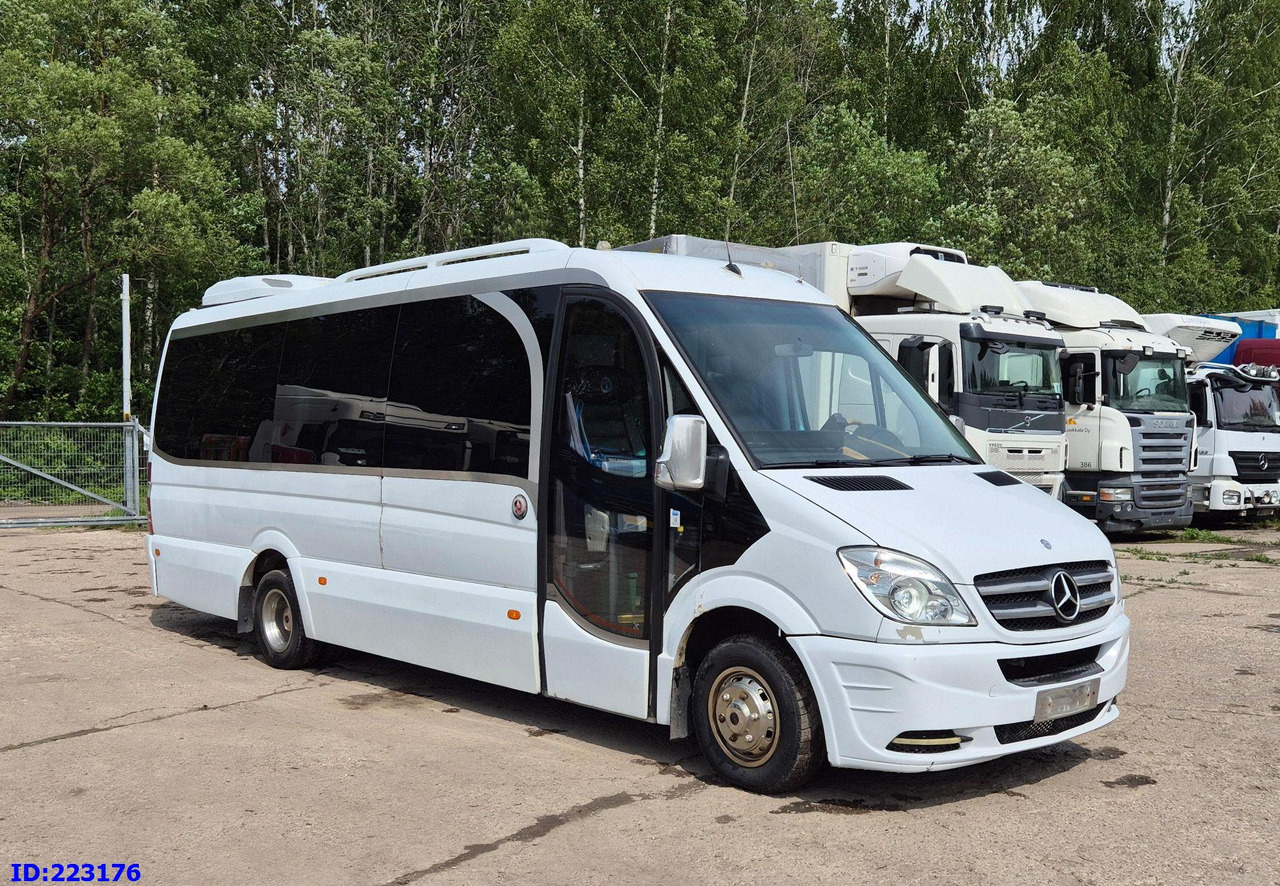 MERCEDES-BENZ Sprinter 519 VIP Luxury - Minibus, Putnički kombi: slika MERCEDES-BENZ Sprinter 519 VIP Luxury - Minibus, Putnički kombi MERCEDES-BENZ Sprinter 519 VIP Luxury - Minibus, Putnički kombi: slika MERCEDES-BENZ Sprinter 519 VIP Luxury - Minibus, Putnički kombi