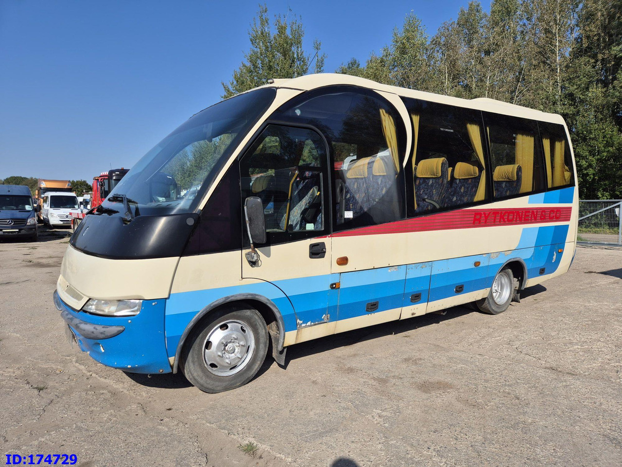 MERCEDES-BENZ Vario 815 26-Seater - Turistički autobus: slika MERCEDES-BENZ Vario 815 26-Seater - Turistički autobus MERCEDES-BENZ Vario 815 26-Seater - Turistički autobus: slika MERCEDES-BENZ Vario 815 26-Seater - Turistički autobus