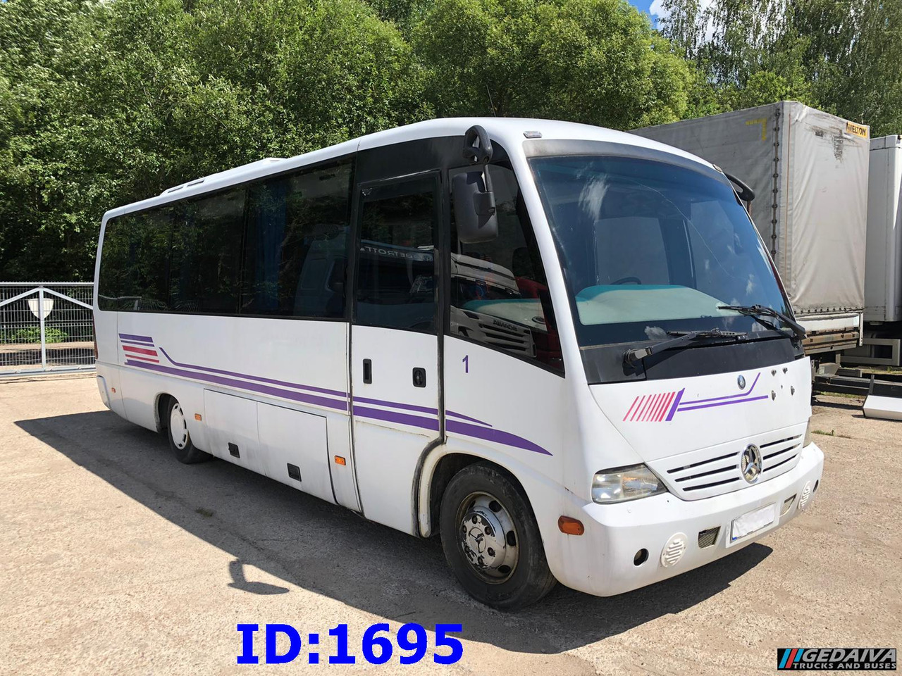 MERCEDES-BENZ Vario Medio 815 30-Seater - Turistički autobus: slika MERCEDES-BENZ Vario Medio 815 30-Seater - Turistički autobus MERCEDES-BENZ Vario Medio 815 30-Seater - Turistički autobus: slika MERCEDES-BENZ Vario Medio 815 30-Seater - Turistički autobus