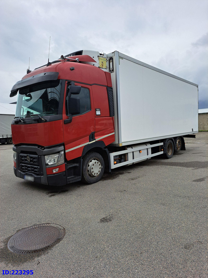 RENAULT T 6x2 Euro 6 Refrigerated + Carrier Supra - Kamion hladnjača: slika RENAULT T 6x2 Euro 6 Refrigerated + Carrier Supra - Kamion hladnjača RENAULT T 6x2 Euro 6 Refrigerated + Carrier Supra - Kamion hladnjača: slika RENAULT T 6x2 Euro 6 Refrigerated + Carrier Supra - Kamion hladnjača