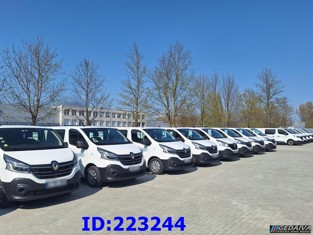 RENAULT Trafic (6pcs. available) - Dostavno vozilo s dvostrukom kabinom: slika RENAULT Trafic (6pcs. available) - Dostavno vozilo s dvostrukom kabinom RENAULT Trafic (6pcs. available) - Dostavno vozilo s dvostrukom kabinom: slika RENAULT Trafic (6pcs. available) - Dostavno vozilo s dvostrukom kabinom