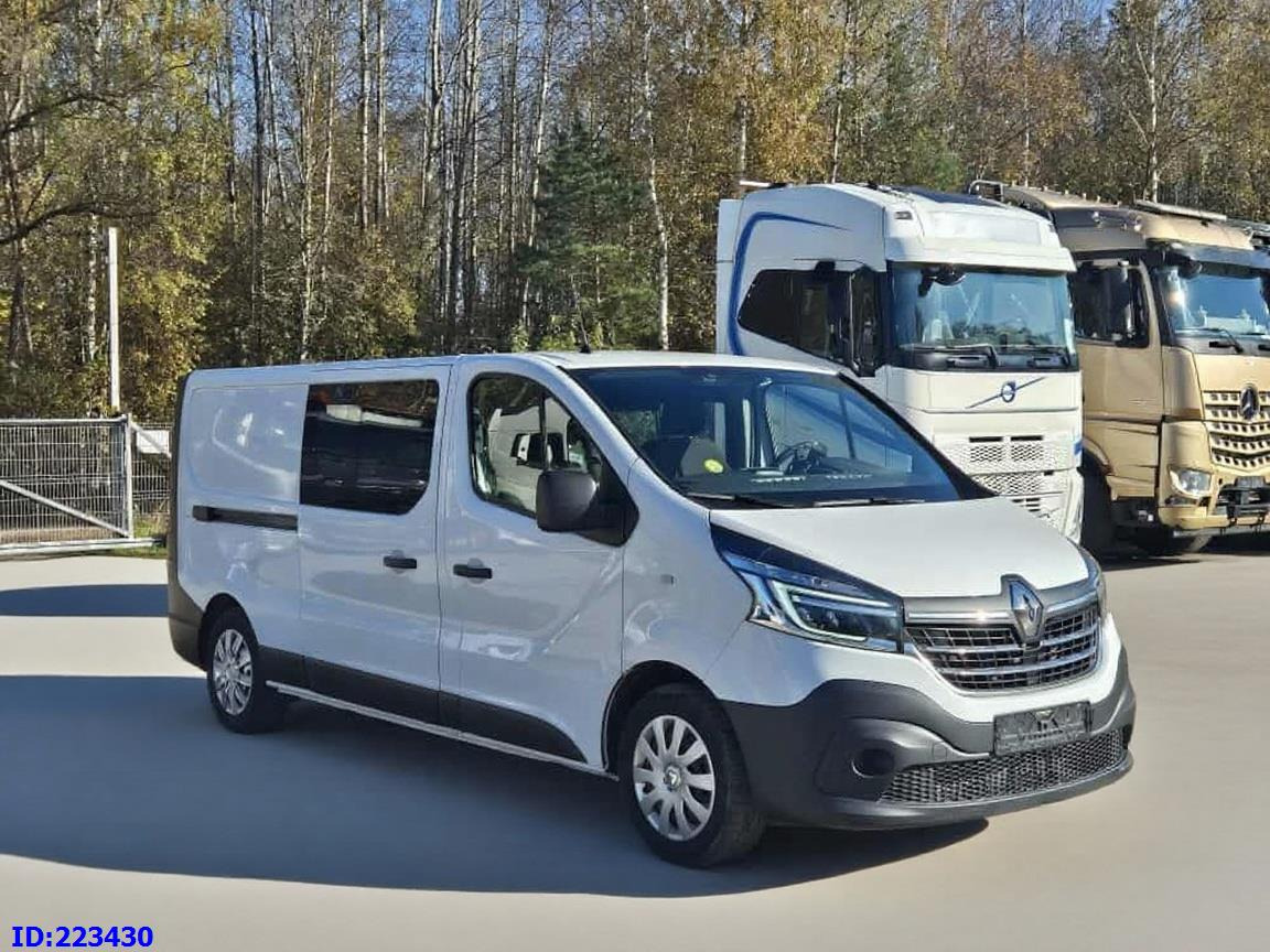 RENAULT Trafic Euro6 - Dostavno vozilo s dvostrukom kabinom: slika RENAULT Trafic Euro6 - Dostavno vozilo s dvostrukom kabinom RENAULT Trafic Euro6 - Dostavno vozilo s dvostrukom kabinom: slika RENAULT Trafic Euro6 - Dostavno vozilo s dvostrukom kabinom