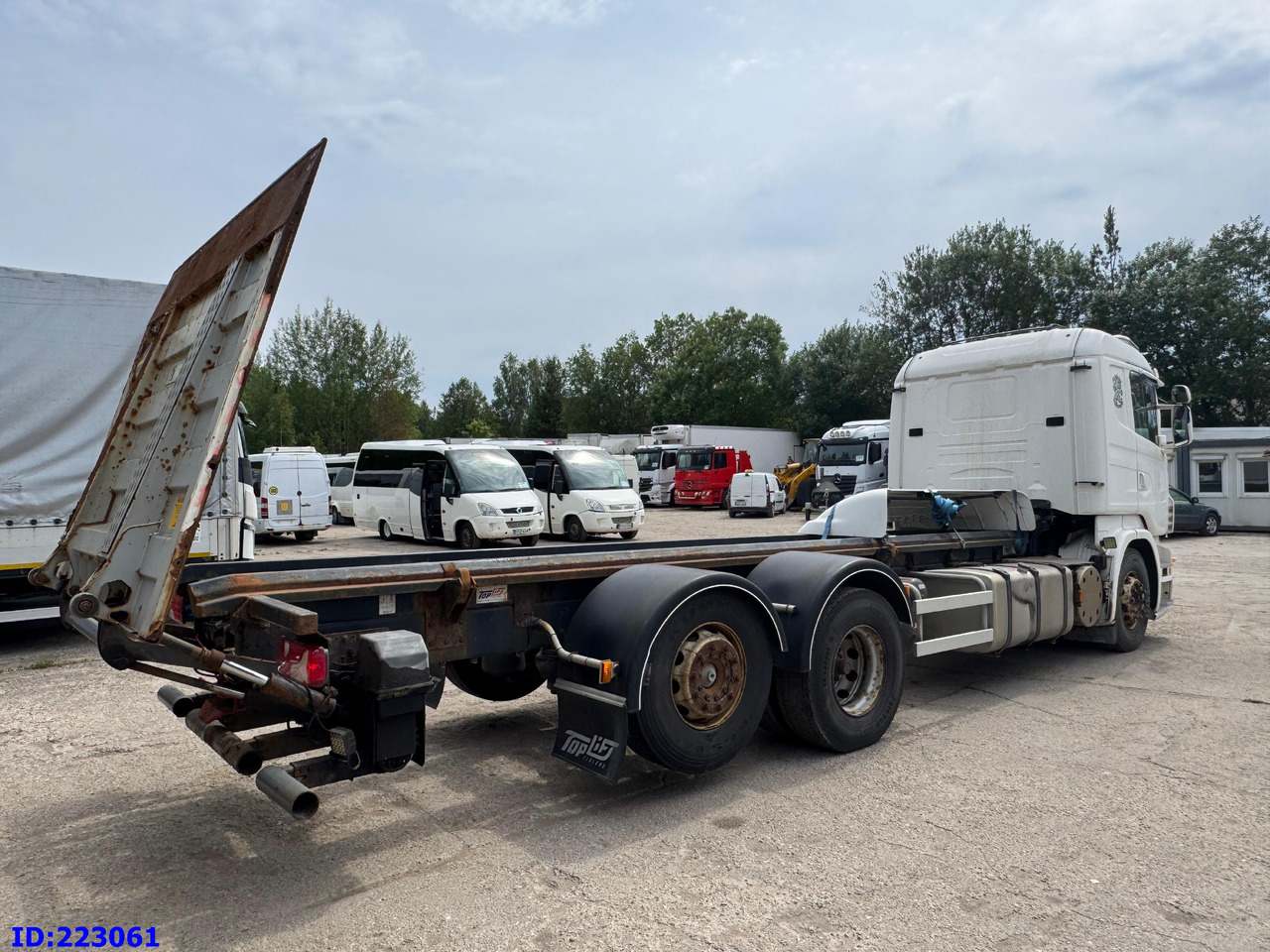 SCANIA R480 6X2 3 Pedals - Kamion-šasija: slika SCANIA R480 6X2 3 Pedals - Kamion-šasija SCANIA R480 6X2 3 Pedals - Kamion-šasija: slika SCANIA R480 6X2 3 Pedals - Kamion-šasija