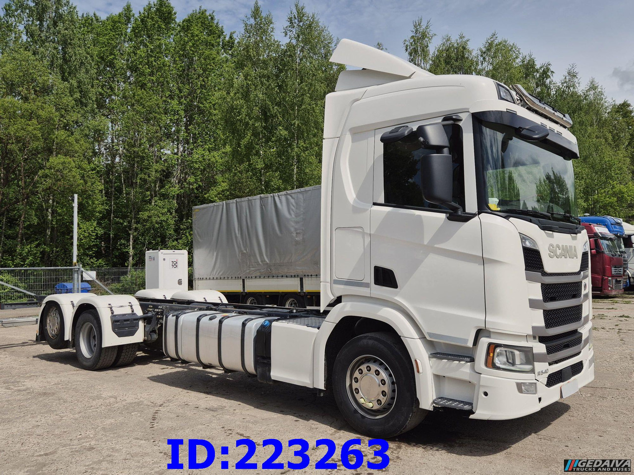 SCANIA R540 6x2 Retarder - Kamion-šasija: slika SCANIA R540 6x2 Retarder - Kamion-šasija SCANIA R540 6x2 Retarder - Kamion-šasija: slika SCANIA R540 6x2 Retarder - Kamion-šasija