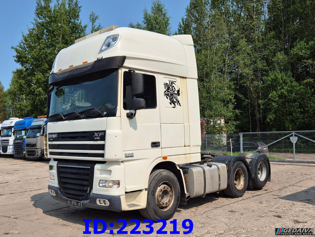 DAF XF 105.460 6X2 (10 tyre) Retarder Euro5 - Tegljač: slika DAF XF 105.460 6X2 (10 tyre) Retarder Euro5 - Tegljač DAF XF 105.460 6X2 (10 tyre) Retarder Euro5 - Tegljač: slika DAF XF 105.460 6X2 (10 tyre) Retarder Euro5 - Tegljač