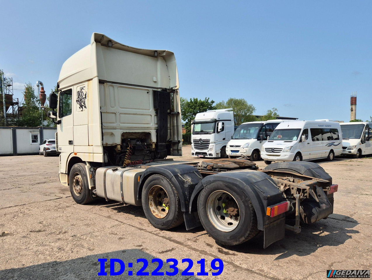 DAF XF 105.460 6X2 (10 tyre) Retarder Euro5 - Tegljač: slika DAF XF 105.460 6X2 (10 tyre) Retarder Euro5 - Tegljač DAF XF 105.460 6X2 (10 tyre) Retarder Euro5 - Tegljač: slika DAF XF 105.460 6X2 (10 tyre) Retarder Euro5 - Tegljač