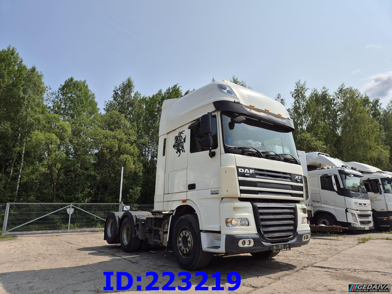DAF XF 105.460 6X2 (10 tyre) Retarder Euro5 - Tegljač: slika DAF XF 105.460 6X2 (10 tyre) Retarder Euro5 - Tegljač DAF XF 105.460 6X2 (10 tyre) Retarder Euro5 - Tegljač: slika DAF XF 105.460 6X2 (10 tyre) Retarder Euro5 - Tegljač
