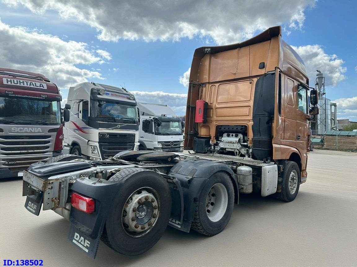 DAF XF106 460 6X2 Retarder - Tegljač: slika DAF XF106 460 6X2 Retarder - Tegljač DAF XF106 460 6X2 Retarder - Tegljač: slika DAF XF106 460 6X2 Retarder - Tegljač