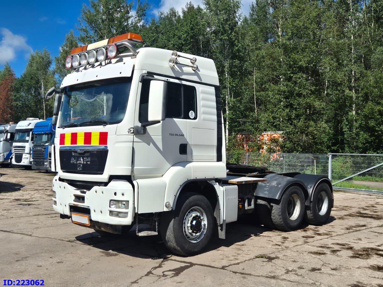 MAN TGS 26.540 - 6X6 - Euro5 - manual - Tegljač: slika MAN TGS 26.540 - 6X6 - Euro5 - manual - Tegljač MAN TGS 26.540 - 6X6 - Euro5 - manual - Tegljač: slika MAN TGS 26.540 - 6X6 - Euro5 - manual - Tegljač
