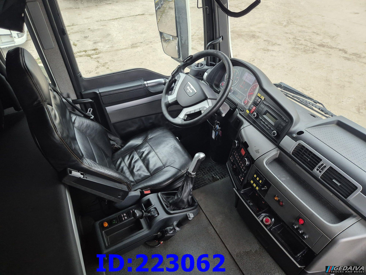 Tegljač MAN TGS 26.540 - 6X6 - Euro5 - manual: slika Tegljač MAN TGS 26.540 - 6X6 - Euro5 - manual