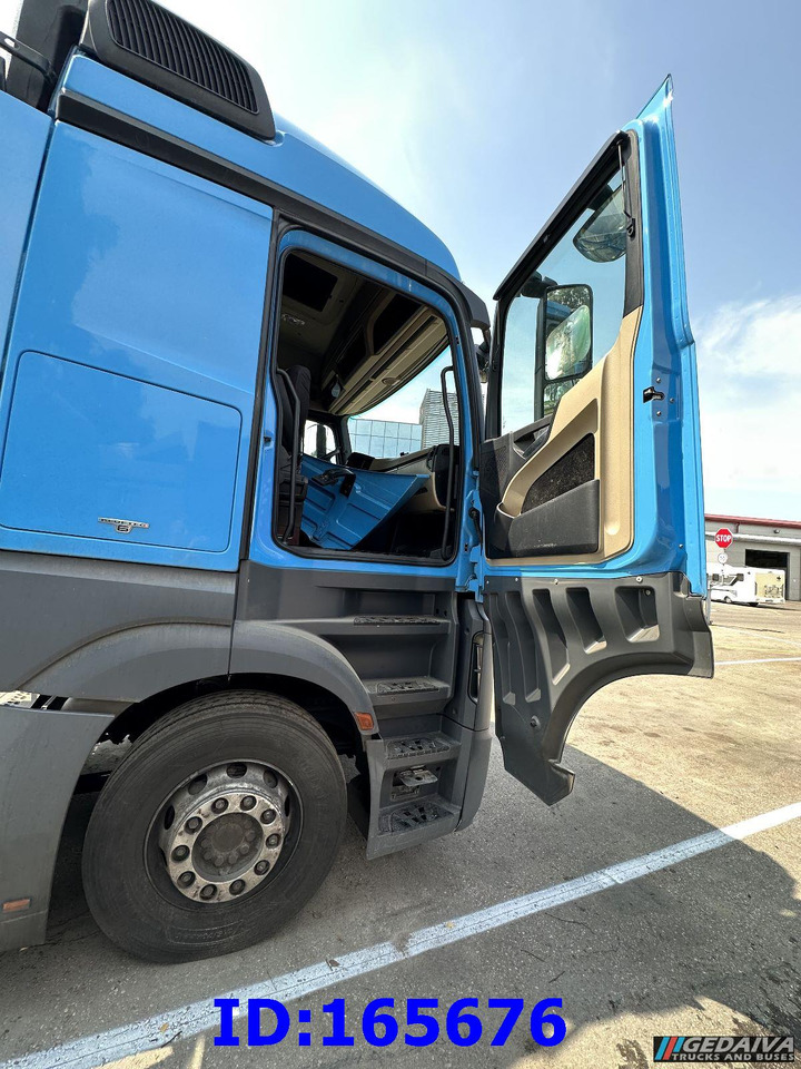 MERCEDES-BENZ Actros 1843 Euro6 - Engine damage - Tegljač: slika MERCEDES-BENZ Actros 1843 Euro6 - Engine damage - Tegljač MERCEDES-BENZ Actros 1843 Euro6 - Engine damage - Tegljač: slika MERCEDES-BENZ Actros 1843 Euro6 - Engine damage - Tegljač