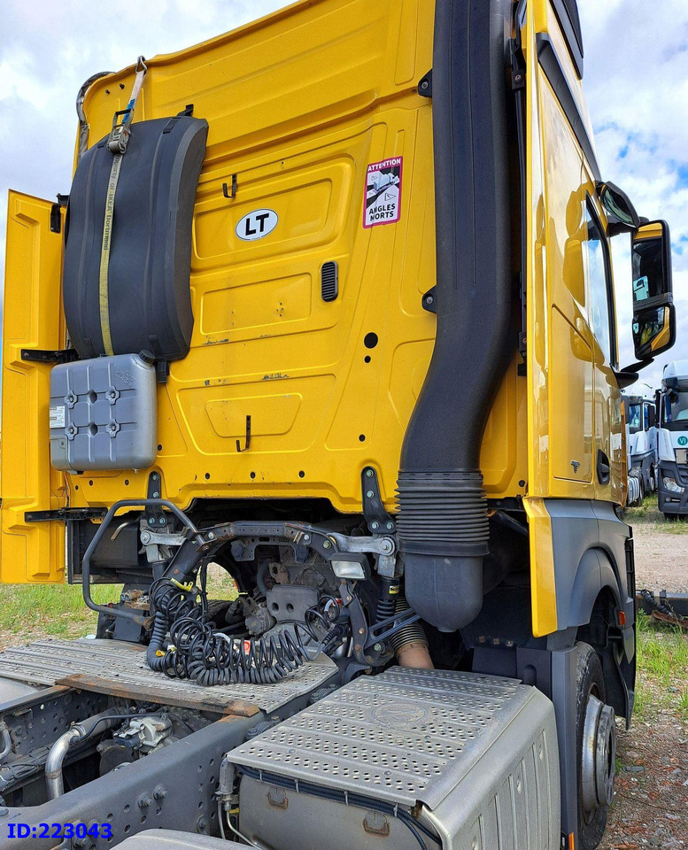 MERCEDES-BENZ Actros 1843 - Mega - Euro6 - Tegljač: slika MERCEDES-BENZ Actros 1843 - Mega - Euro6 - Tegljač MERCEDES-BENZ Actros 1843 - Mega - Euro6 - Tegljač: slika MERCEDES-BENZ Actros 1843 - Mega - Euro6 - Tegljač