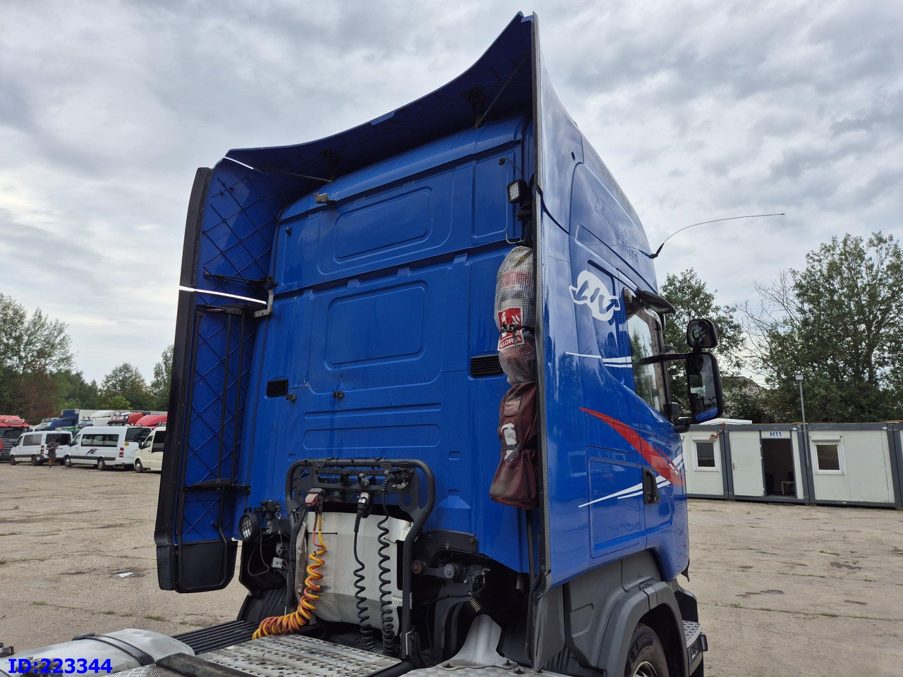 Tegljač SCANIA R520 V8 Retarder Euro6: slika Tegljač SCANIA R520 V8 Retarder Euro6