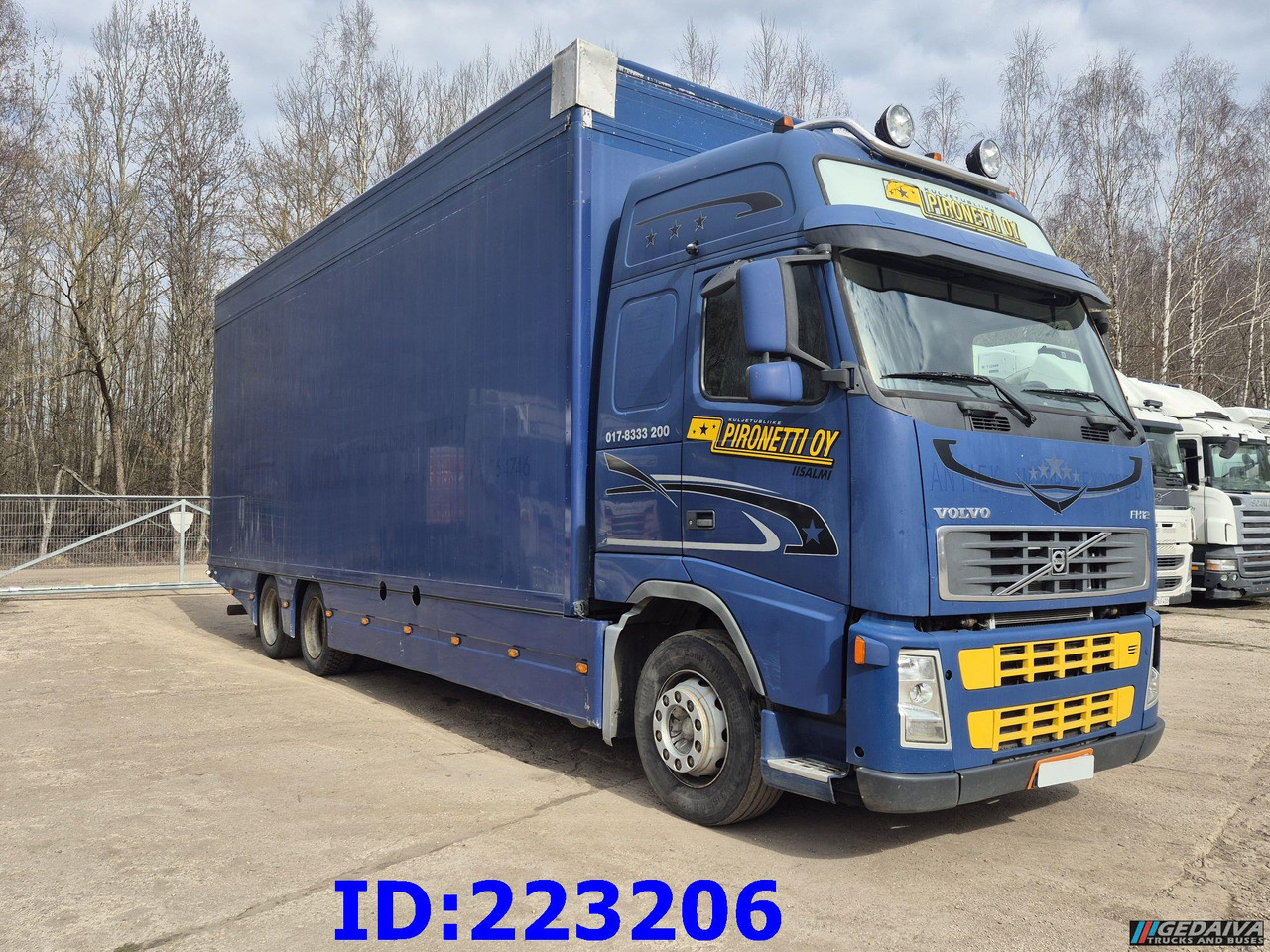 VOLVO FH12 420HP 6x2 - Izotermni kamion: slika VOLVO FH12 420HP 6x2 - Izotermni kamion VOLVO FH12 420HP 6x2 - Izotermni kamion: slika VOLVO FH12 420HP 6x2 - Izotermni kamion