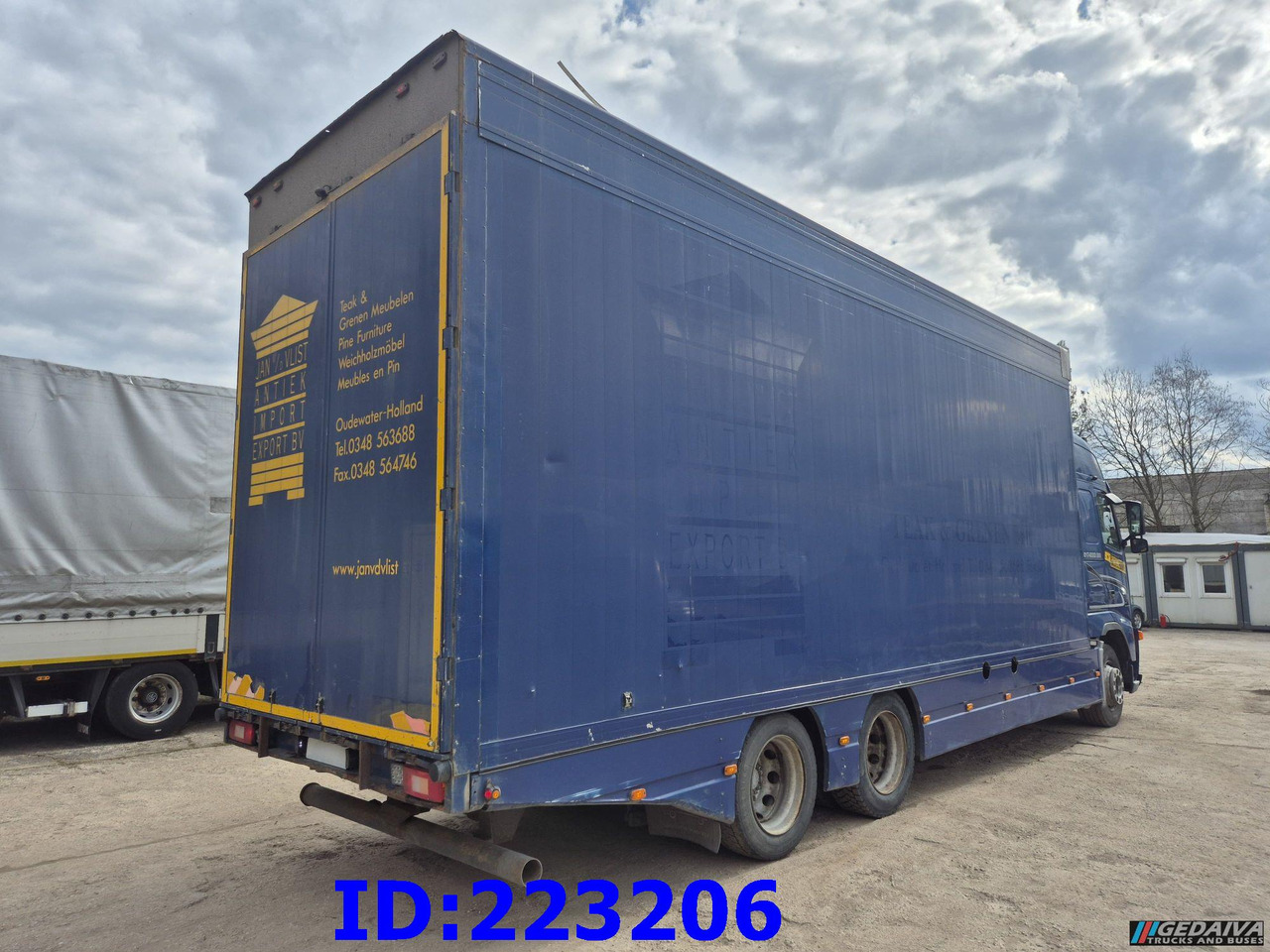 VOLVO FH12 420HP 6x2 - Izotermni kamion: slika VOLVO FH12 420HP 6x2 - Izotermni kamion VOLVO FH12 420HP 6x2 - Izotermni kamion: slika VOLVO FH12 420HP 6x2 - Izotermni kamion