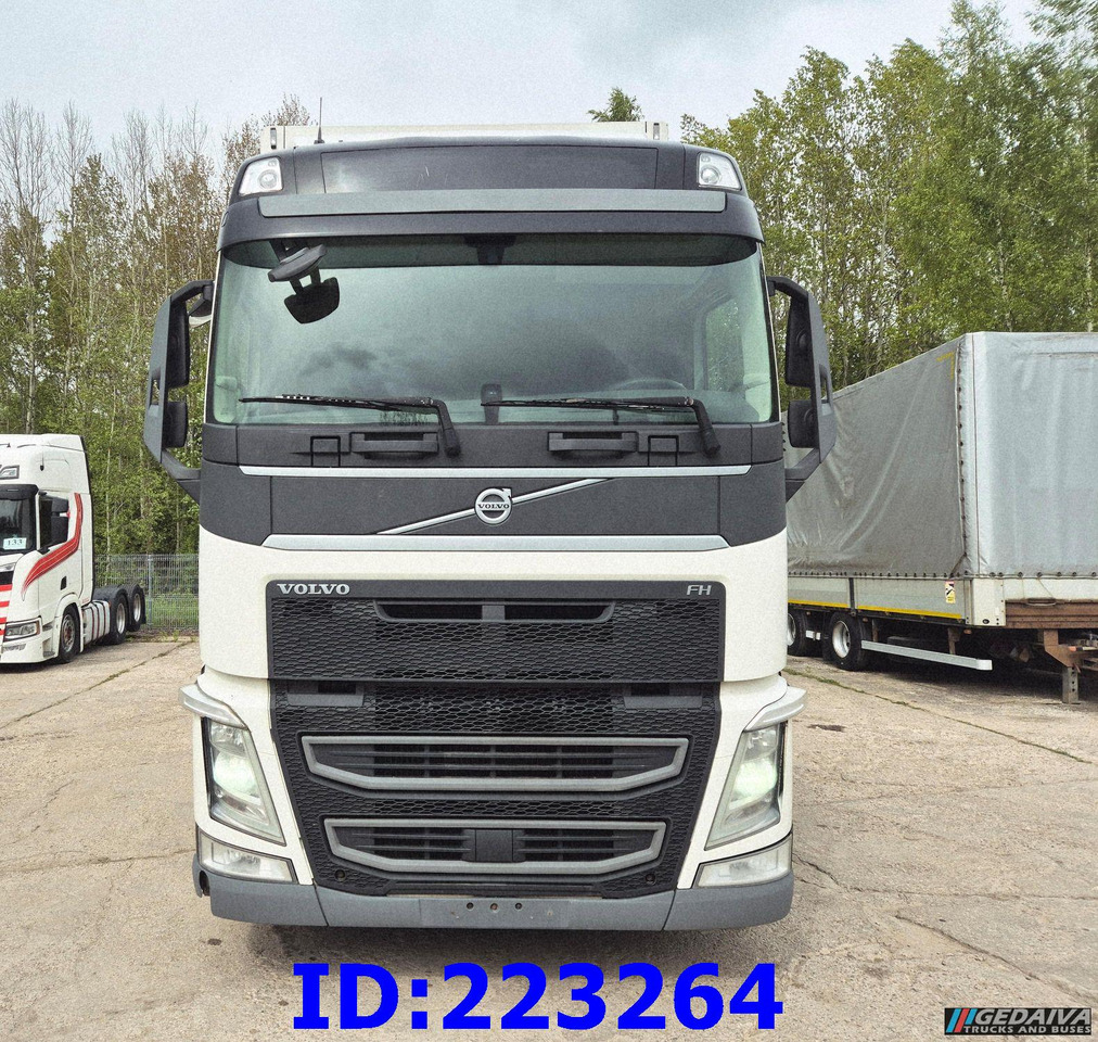 VOLVO FH13 460HP 6x2 Steering axle Euro6 - Kamion hladnjača: slika VOLVO FH13 460HP 6x2 Steering axle Euro6 - Kamion hladnjača VOLVO FH13 460HP 6x2 Steering axle Euro6 - Kamion hladnjača: slika VOLVO FH13 460HP 6x2 Steering axle Euro6 - Kamion hladnjača