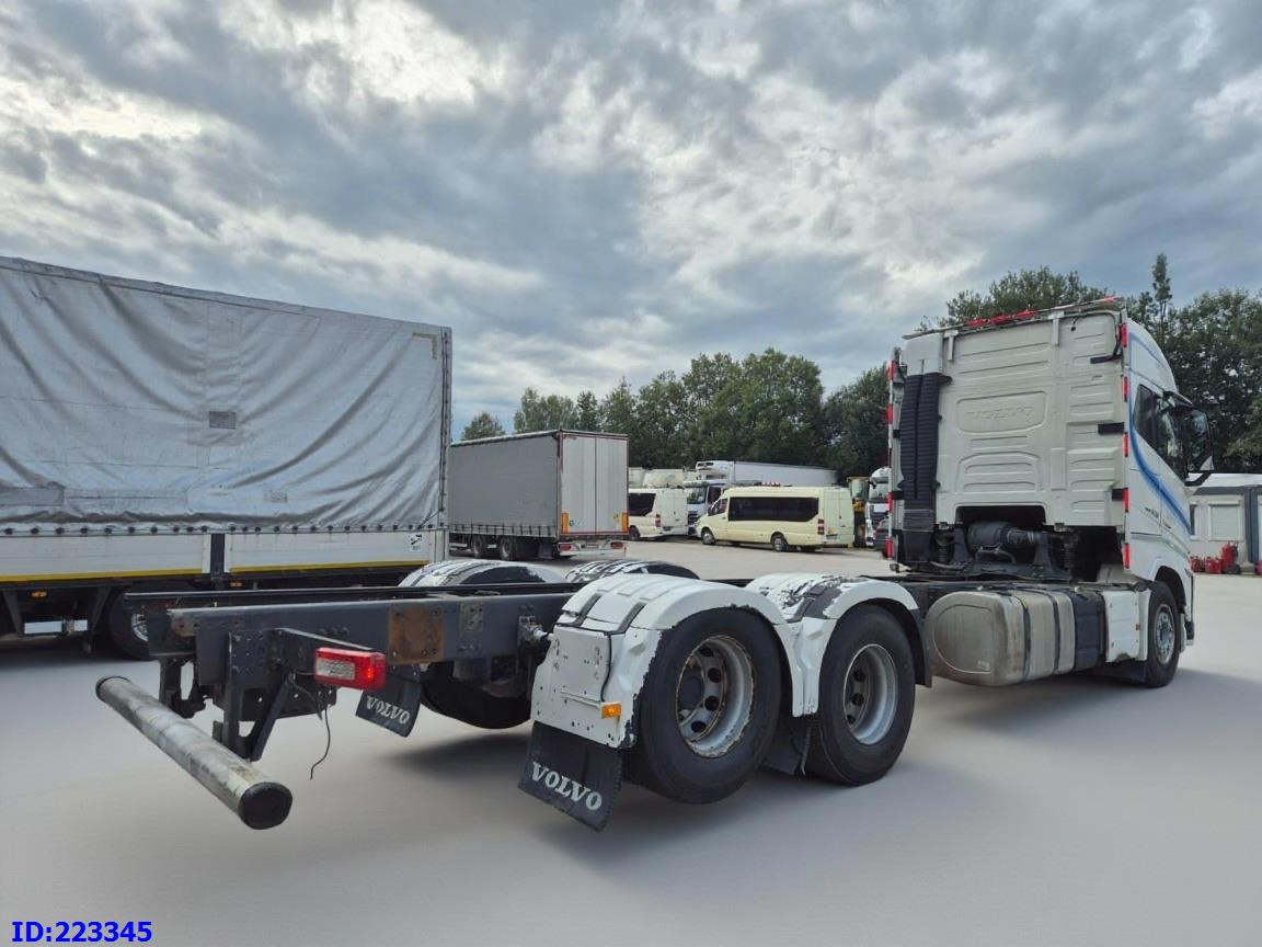 VOLVO FH13 500HP 6x2 10 tyre - New generation - Kamion-šasija: slika VOLVO FH13 500HP 6x2 10 tyre - New generation - Kamion-šasija VOLVO FH13 500HP 6x2 10 tyre - New generation - Kamion-šasija: slika VOLVO FH13 500HP 6x2 10 tyre - New generation - Kamion-šasija
